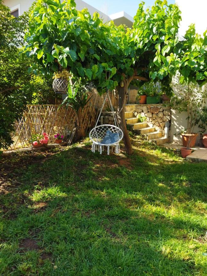 Kounoupidhianá Diamant'S Place With Treehouse Garden מראה חיצוני תמונה
